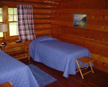 Elm cabin bedroom.