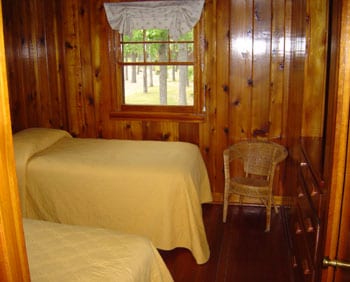 Slab cabin bedroom.